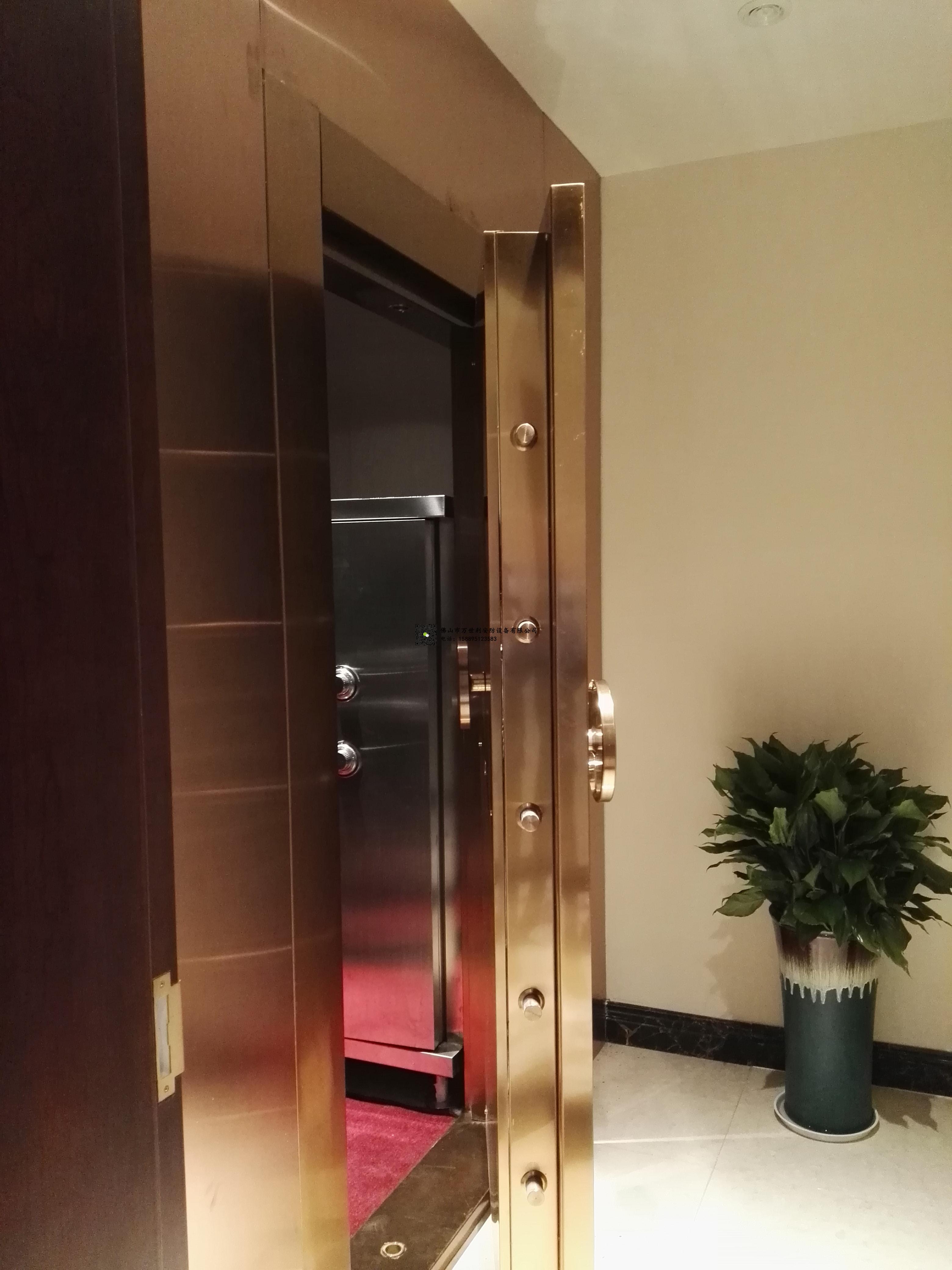 某私人安全屋密室制作金庫(kù)門(mén)設(shè)計(jì)